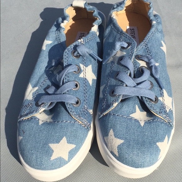 Steve Madden Sneakers - Picture 6 of 7